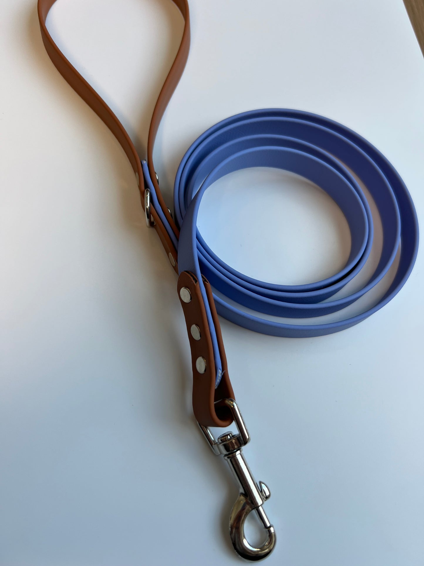 Two-tone Biothane Leash Periwinkle and Tan