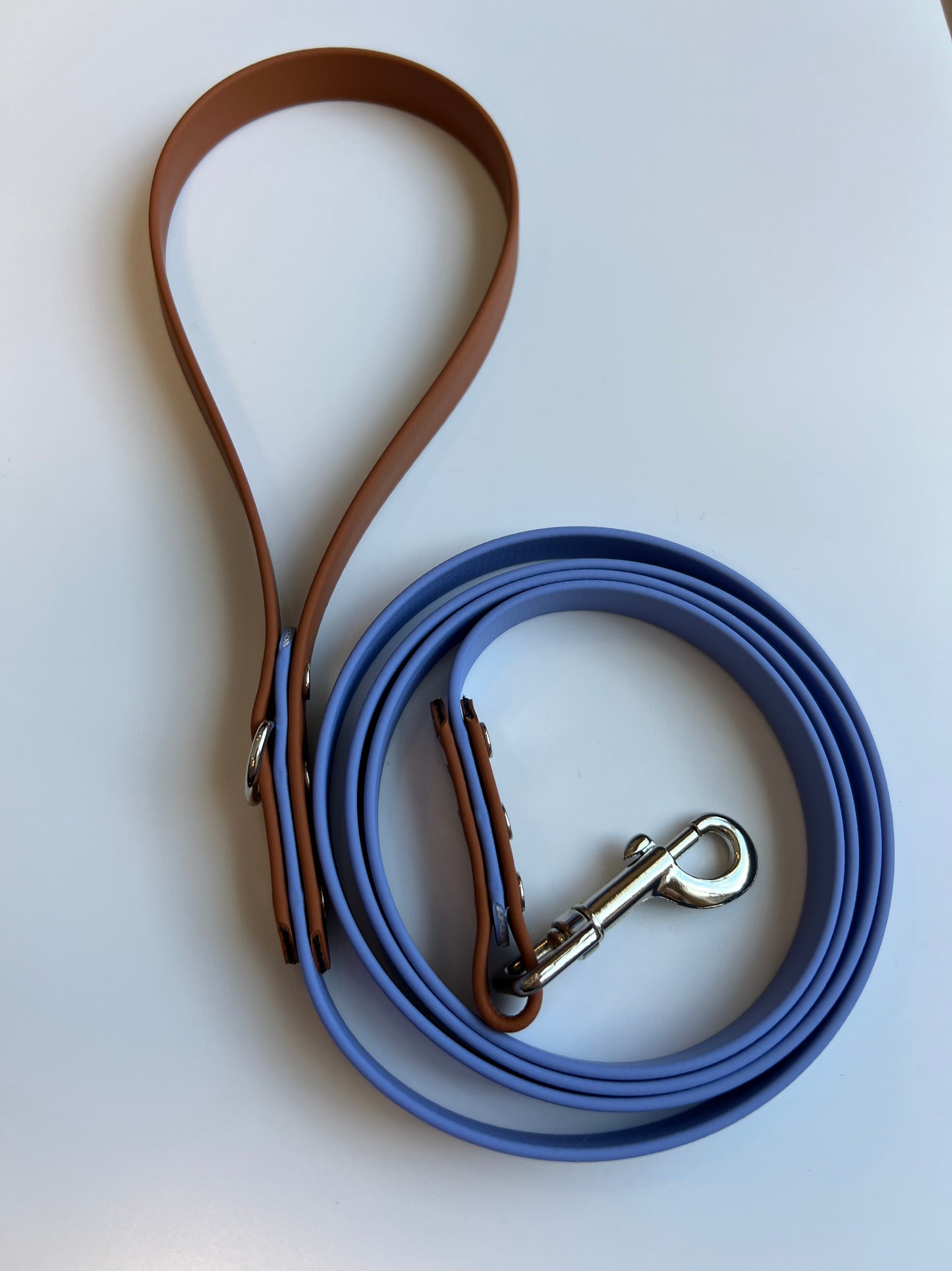 Two-tone Biothane Leash Periwinkle and Tan