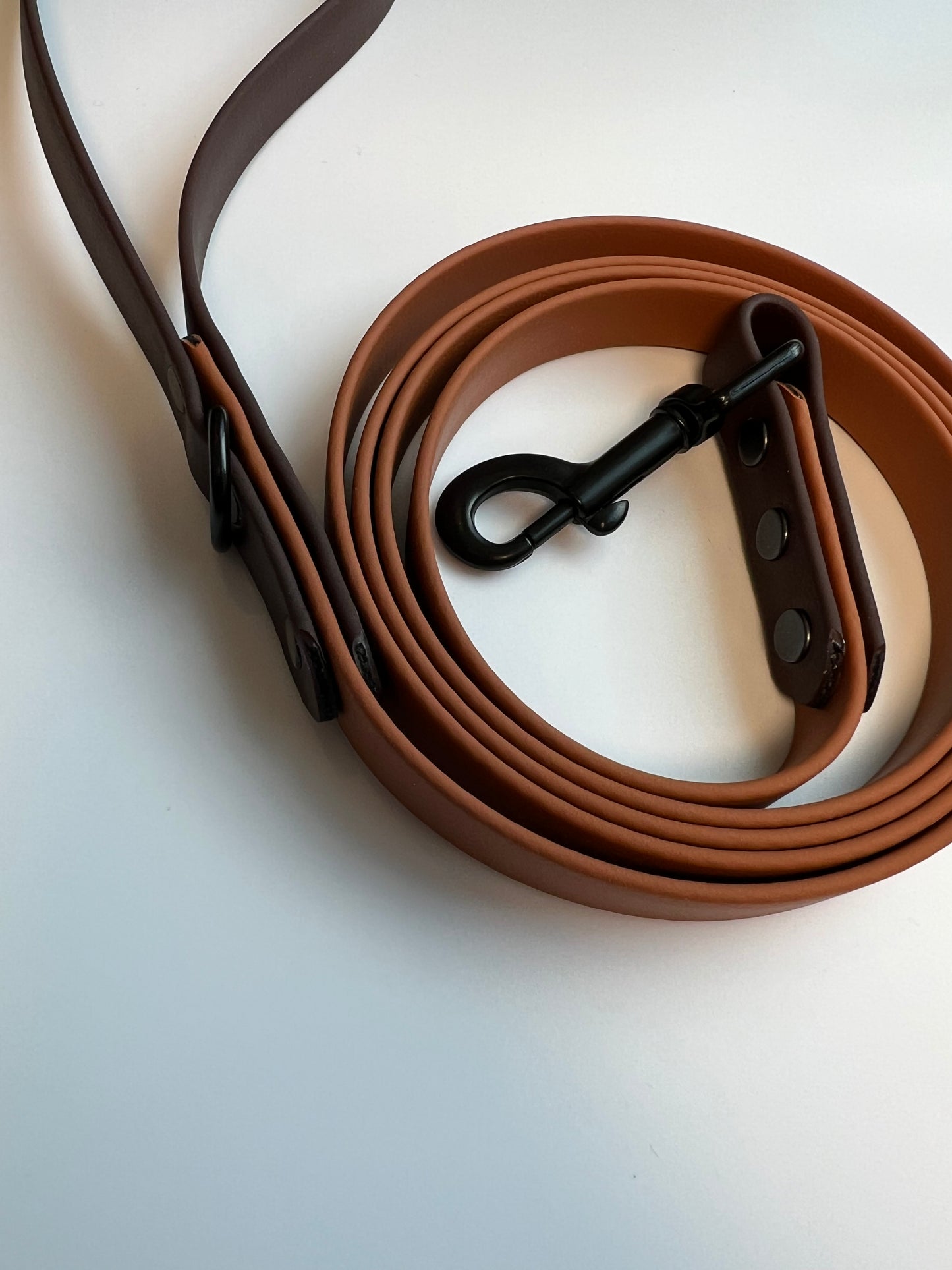 Two-tone Biothane Leash Tan and Dark Brown