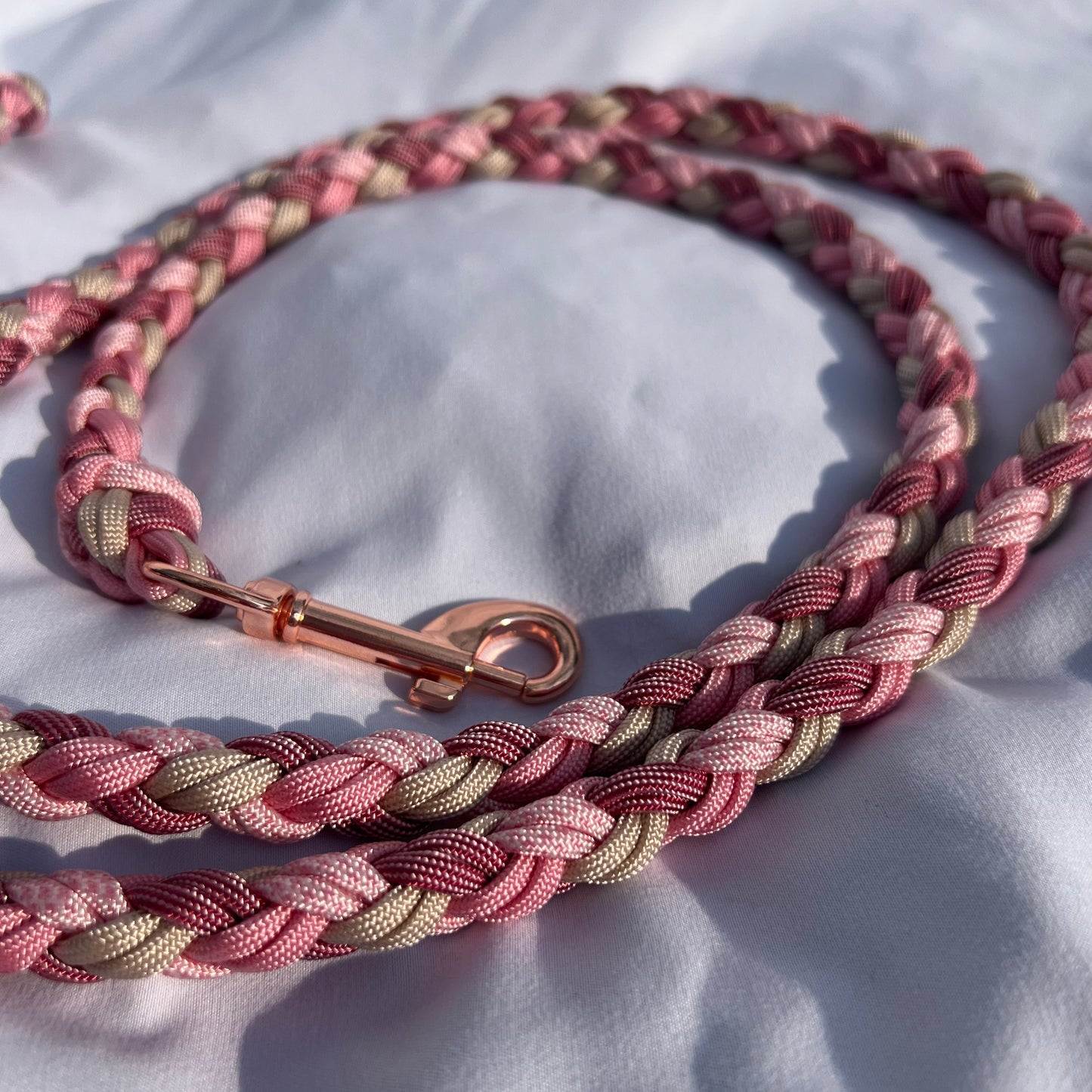Pretty in Pink Paracord Leash