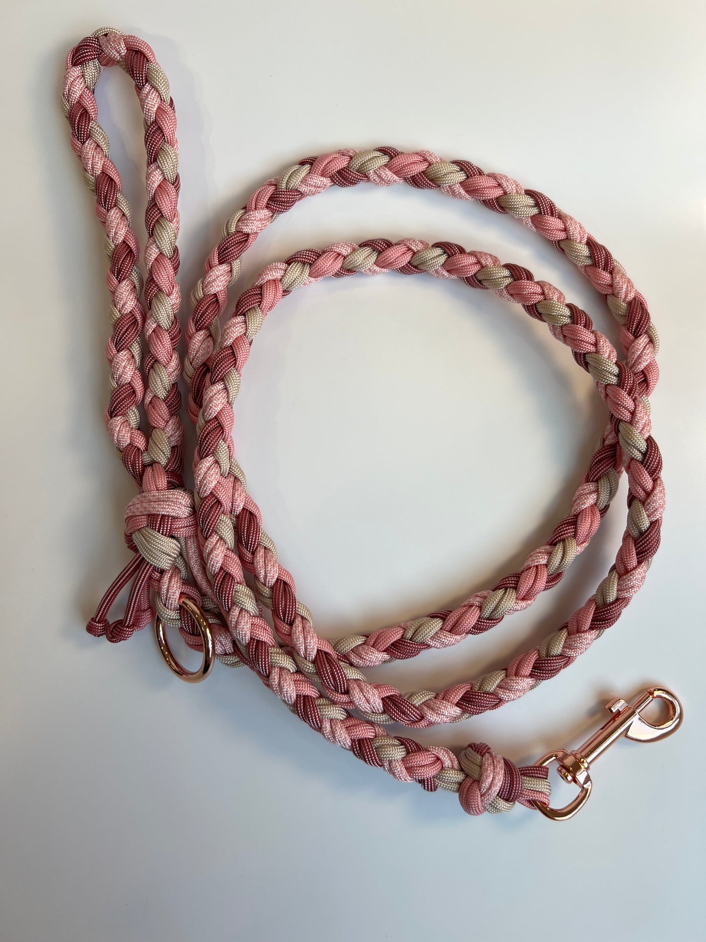 Pretty in Pink Paracord Leash